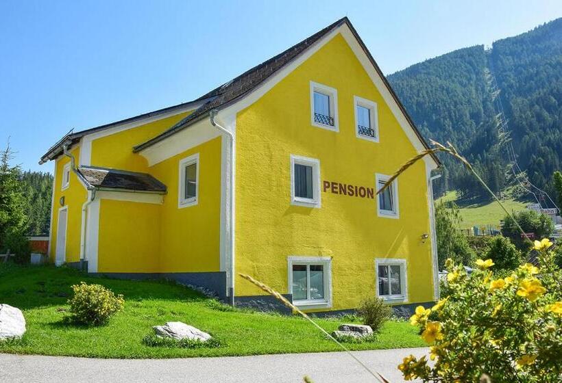 기본룸, Pension Schizentrum Grosseck Speiereck