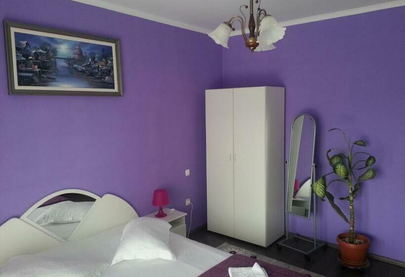 标准间, Pensiunea Kenza