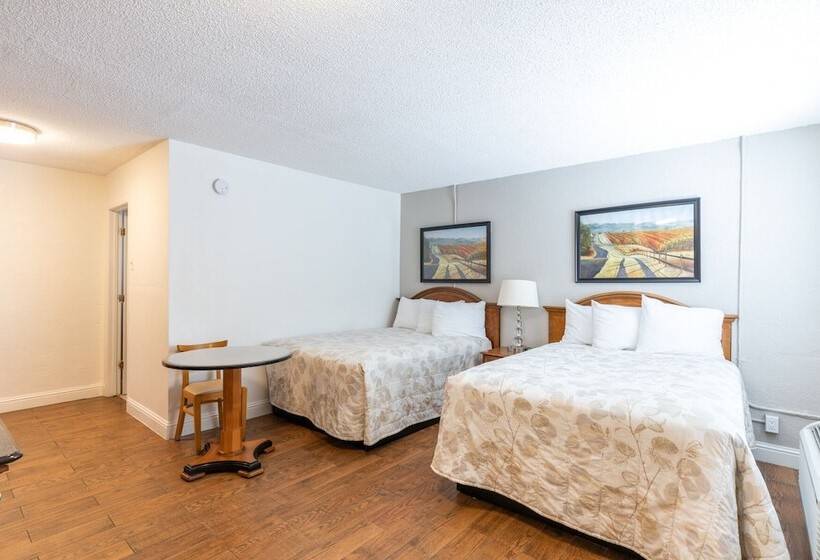 스탠다드 룸 더블 침대 2개, Vineyard Valley Inn