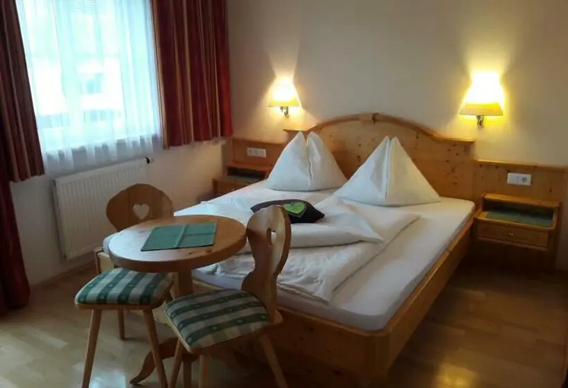 バルコニー付２ベッドルームアパートメント, Appartment Ransburggut