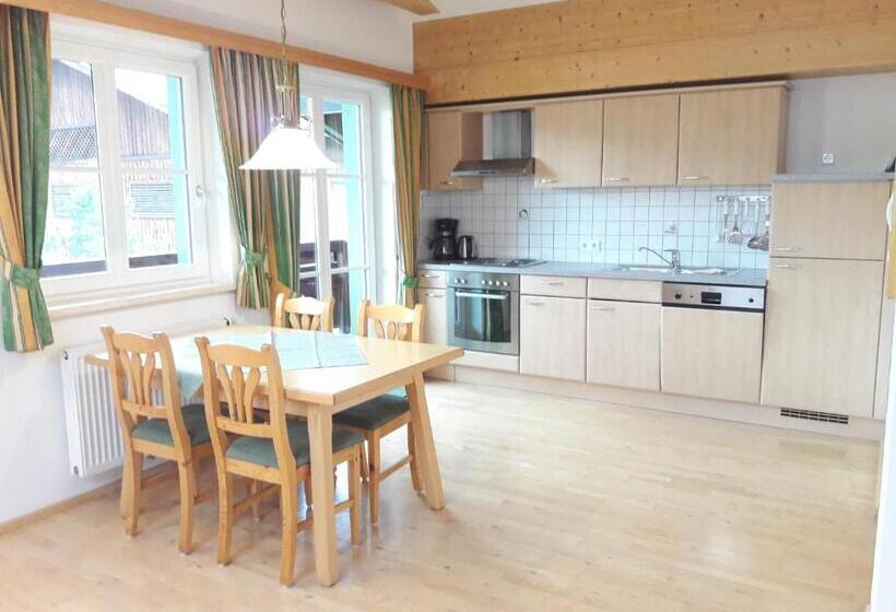 バルコニー付き1ベッドルームアパートメント, Appartment Ransburggut