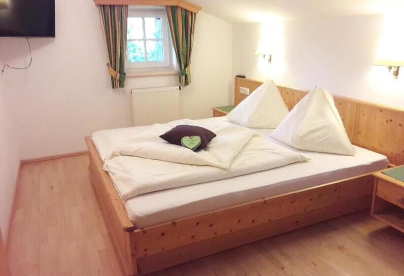 バルコニー付き1ベッドルームアパートメント, Appartment Ransburggut