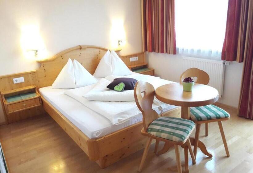 バルコニー付2ベッドルームアパートメント, Appartment Ransburggut