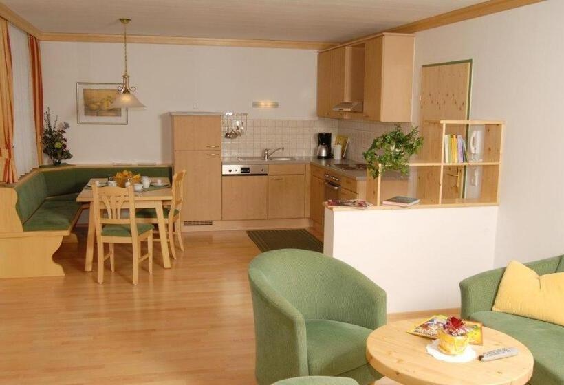 バルコニー付2ベッドルームアパートメント, Appartment Ransburggut