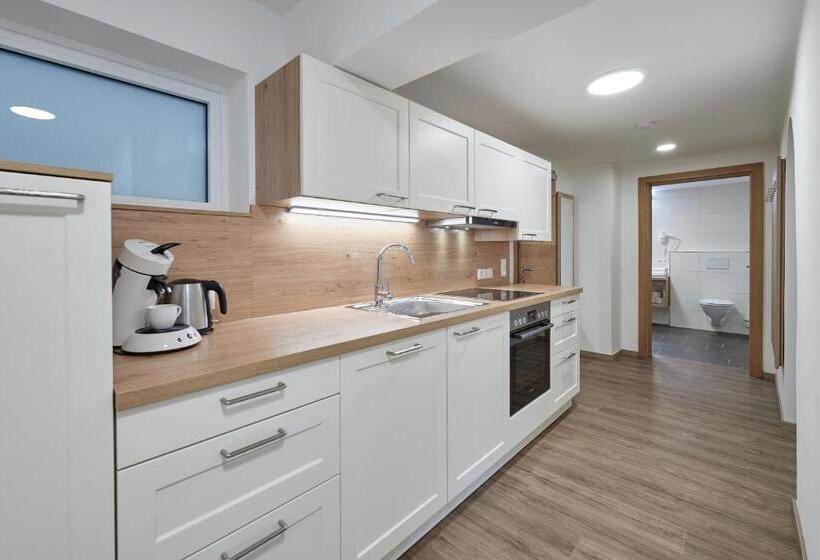 3ベッドルームアパートメント, Appartment Ransburggut