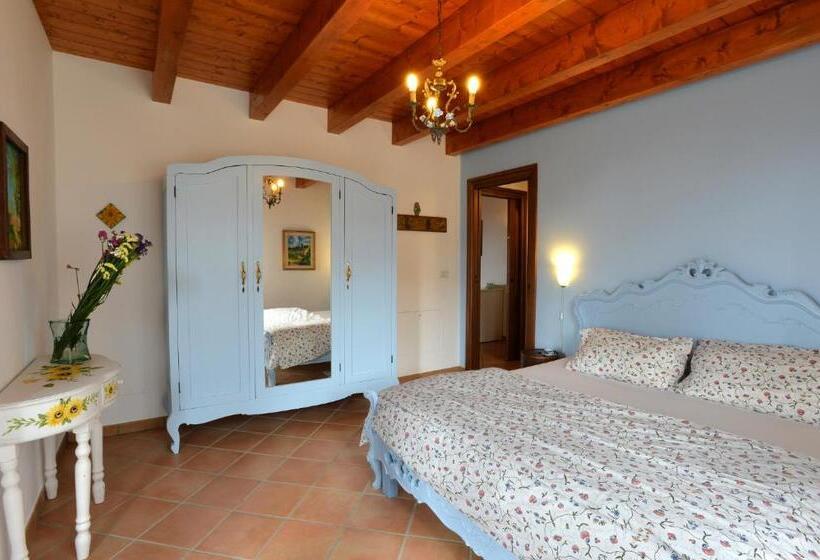 דירת חדר דלוקס, Il Laghello Di Amina