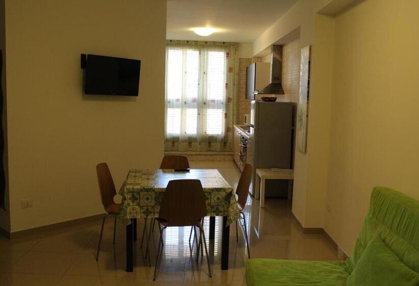 テラス付き１ベッドルームアパートメント, Residence Ideal