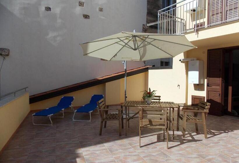 テラス付き１ベッドルームアパートメント, Residence Ideal