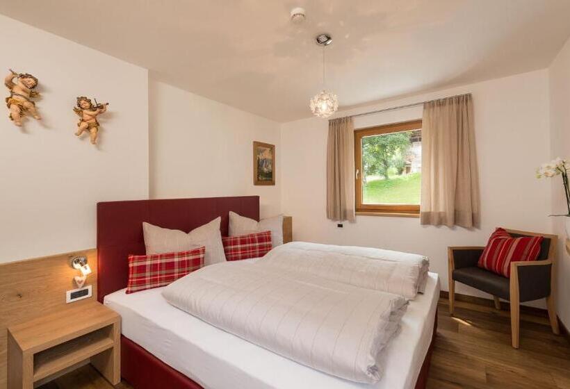 バルコニー付2ベッドルームアパートメント, Alpin Sport