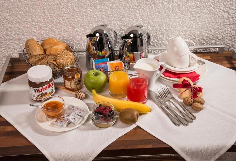 2ベッドルームアパートメント, Alpin Sport