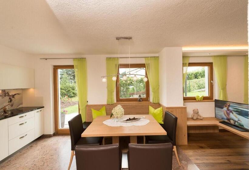 2ベッドルームアパートメント, Alpin Sport