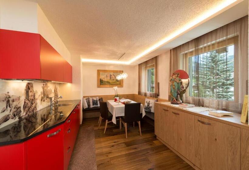 バルコニー付2ベッドルームアパートメント, Alpin Sport