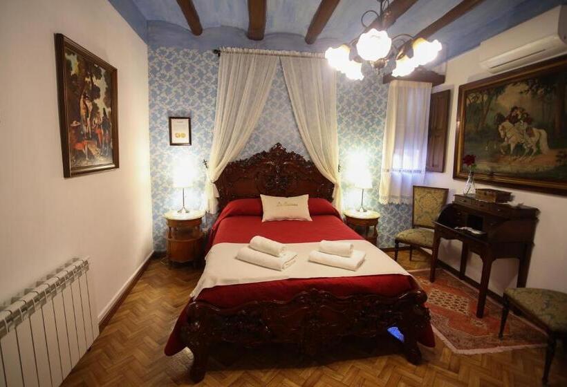 غرفة عائلية, Casa Rural La Casona