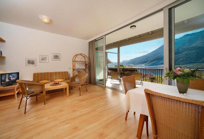 شقة غرفة واحدة مزودة بتراس, Residence Haus Kaltersee