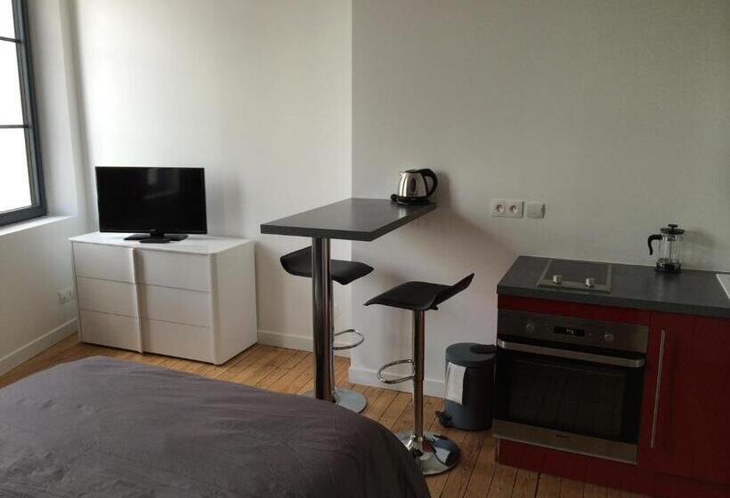 Студия Стандарт, Som Home