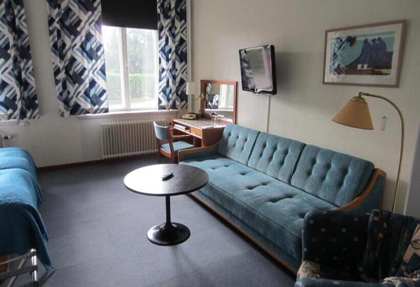 חדר סטנדרט לארבעה, Värdshuset Engelbrekt