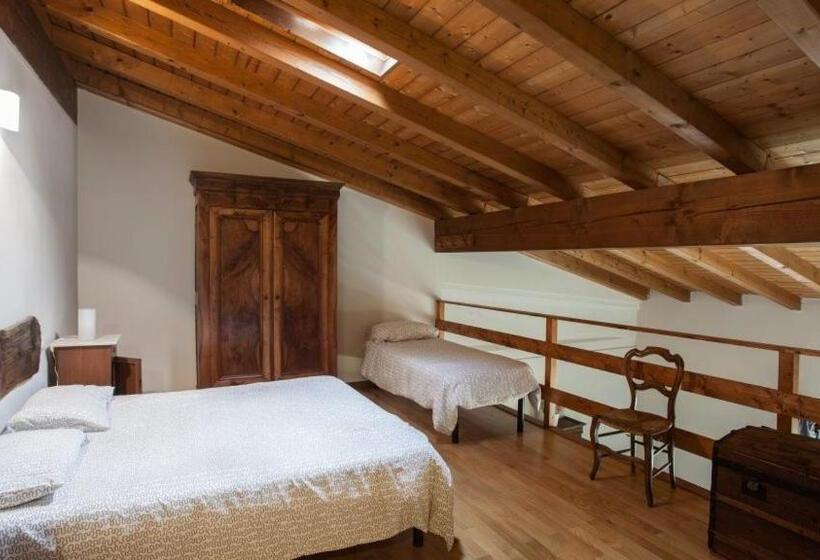 דירת חדר, Cascina Clarabella