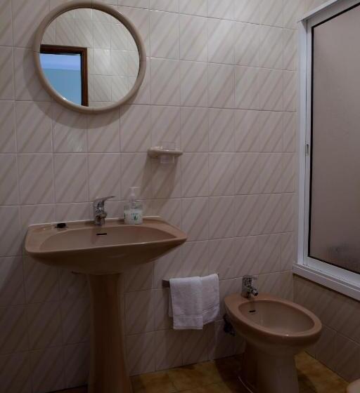 スタンダードトリプルルーム, A Muralha