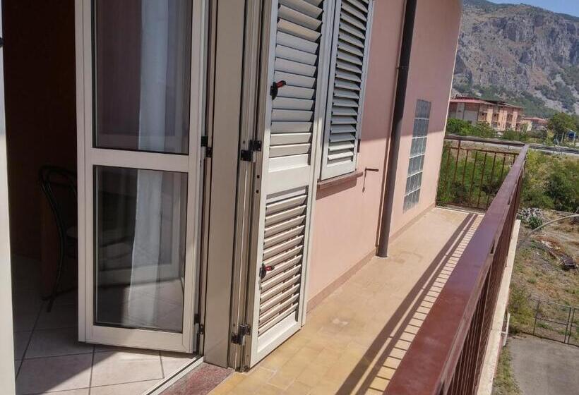 غرفة قياسية ثلاثية, Il Quadrifoglio