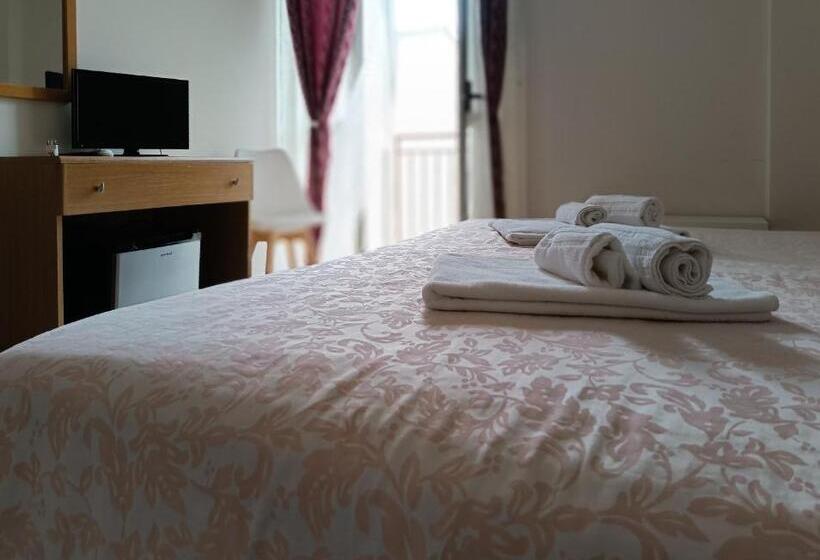 غرفة قياسية رباعية, Il Quadrifoglio