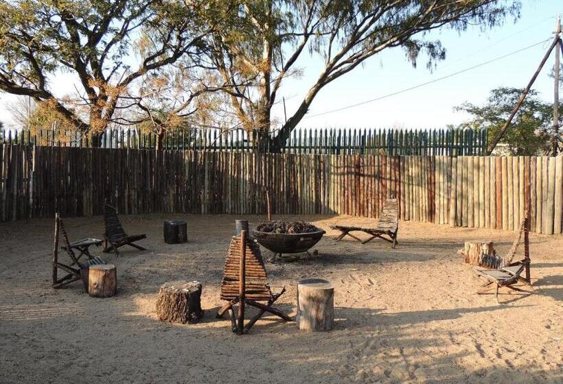 ガーデンビュースタンダードルーム, Strawberry Fields Country Manor Guest House