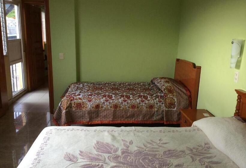 חדר סטנדרט לשלושה, Casa De Huéspedes La Rosa