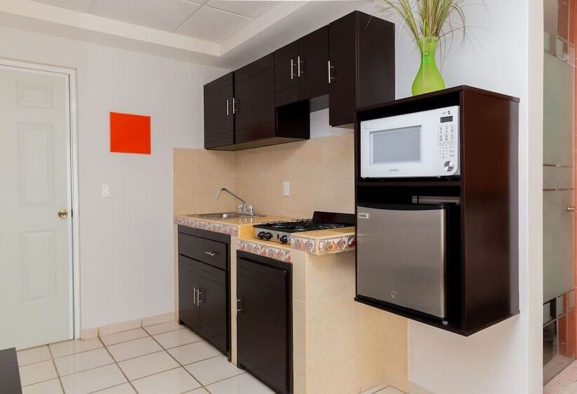 סוויטת ג'וניור, Inn Express Hotel Tula