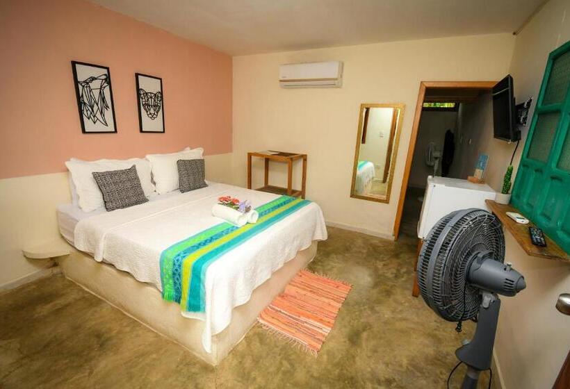 家庭套房, Finca Escondida