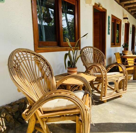 标准间带游泳池, Finca Escondida