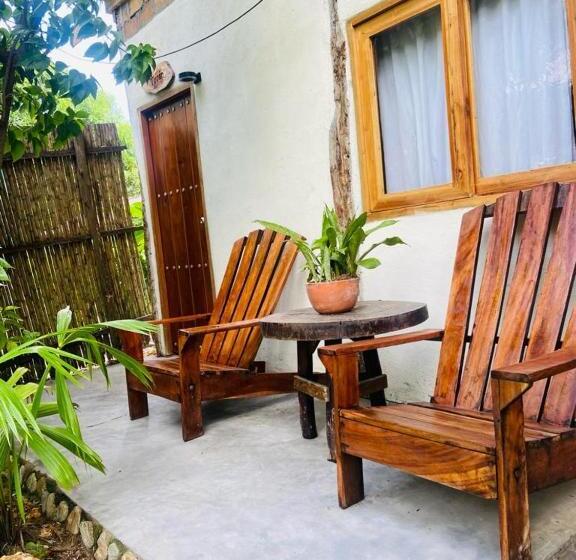 四人标准间, Finca Escondida