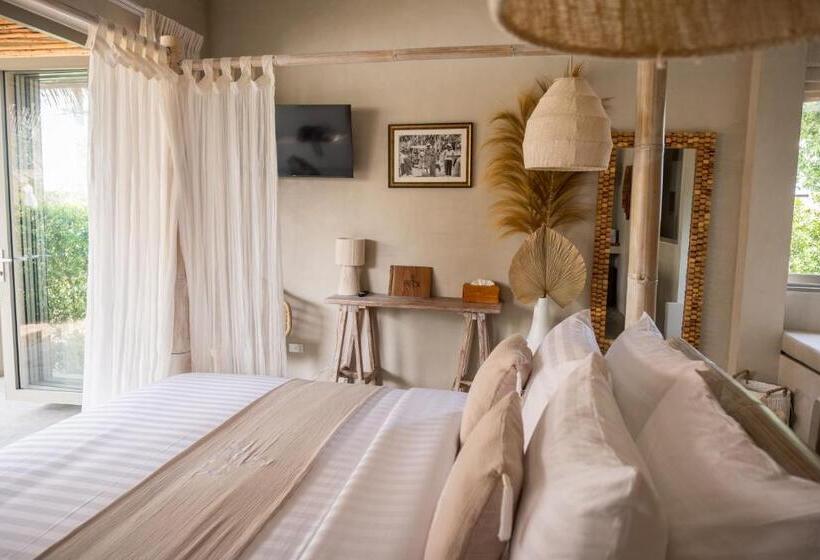 Deluxe-bungalow, The Deck Cottages Samui