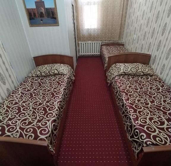 Habitació Triple Estàndard, Silver