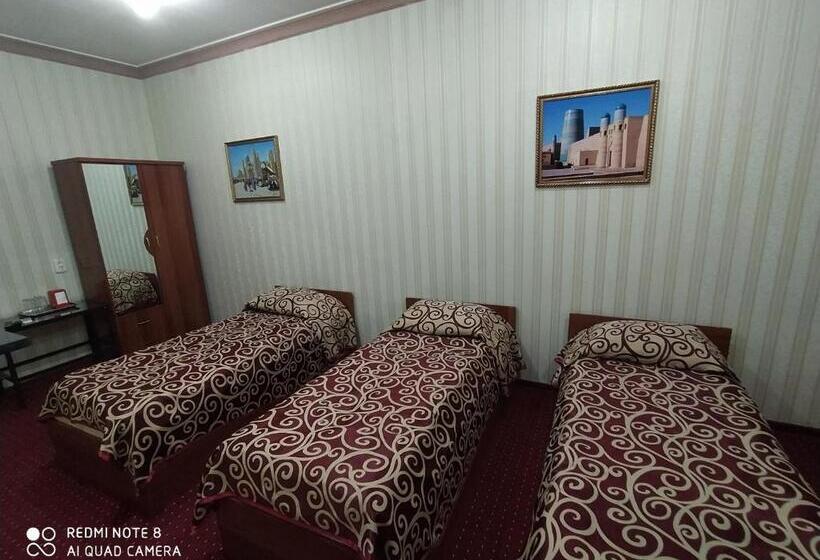 Habitació Triple Estàndard, Silver