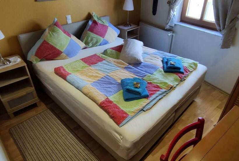 Номер Стандарт, Pension Zur Schlummerstube