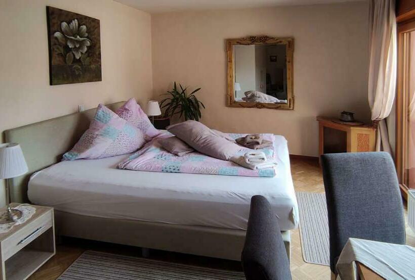 Апартаменты 1 Спальня с Балконом, Pension Zur Schlummerstube