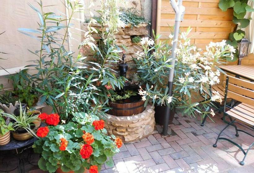 Номер Стандарт, Pension Zur Schlummerstube