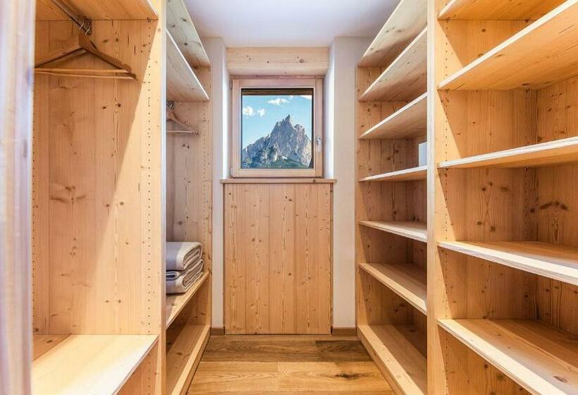 اتاق لوکس با بالکن, Sonus Alpis Adults Only