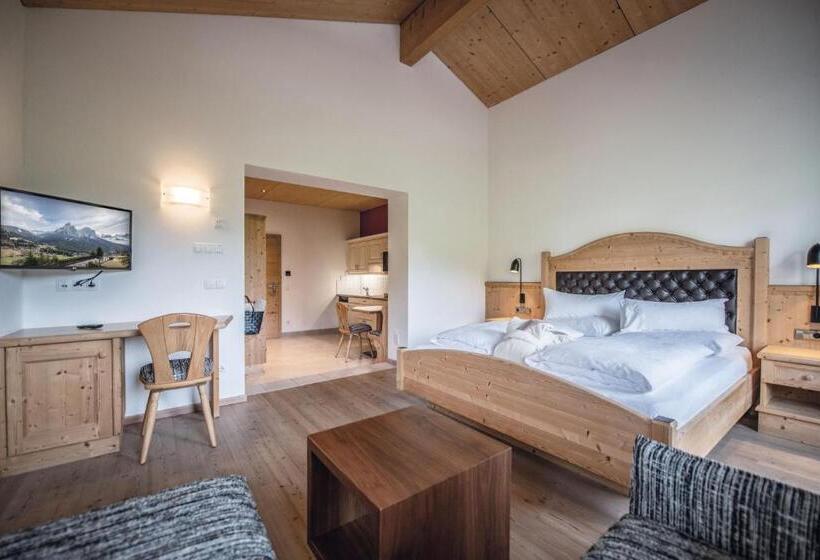 استودیوی استاندارد, Sonus Alpis Adults Only