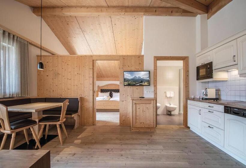 آپارتمان 1 خوابه با بالکن, Sonus Alpis Adults Only