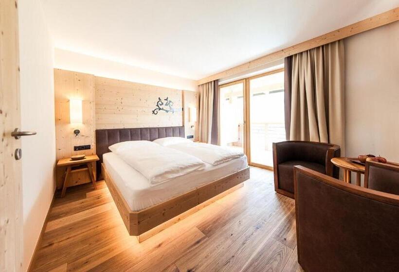 سوییت جونیور, Sonus Alpis Adults Only