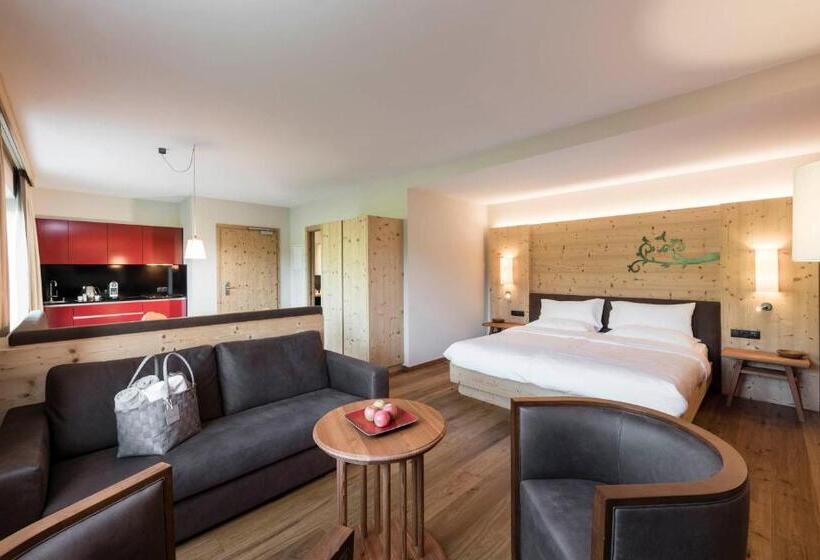 سوییت جونیور, Sonus Alpis Adults Only