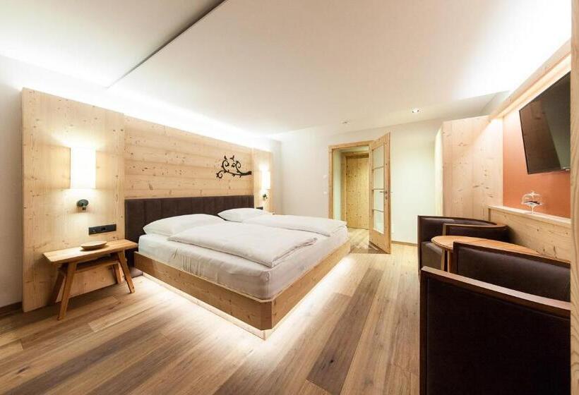 سوییت لوکس, Sonus Alpis Adults Only