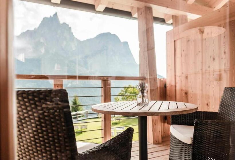 سوییت لوکس, Sonus Alpis Adults Only