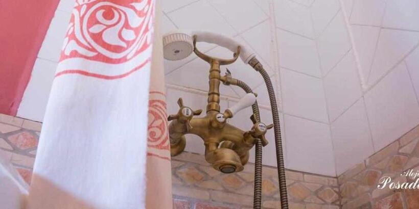 标准间, Posada El Canchal