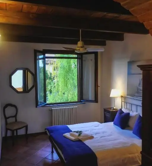 ガーデンビュースタンダードルーム, Azienda Agricola Tenuta Del Barone