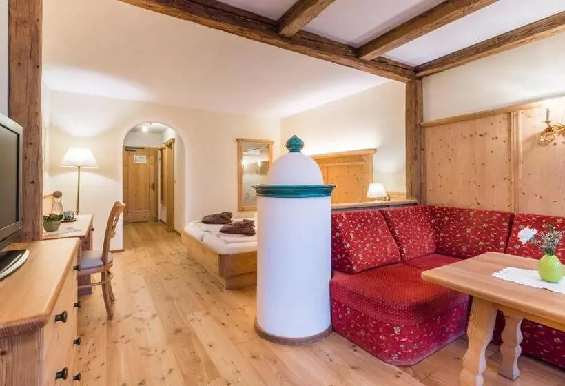 Deluxe-huone Parveke, Naturhotel Lüsnerhof