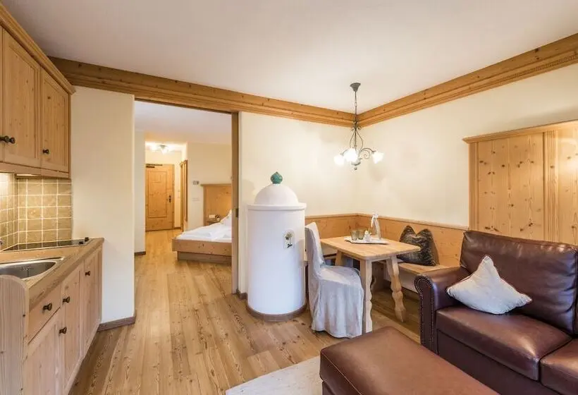 Deluxe-huone Parveke, Naturhotel Lüsnerhof