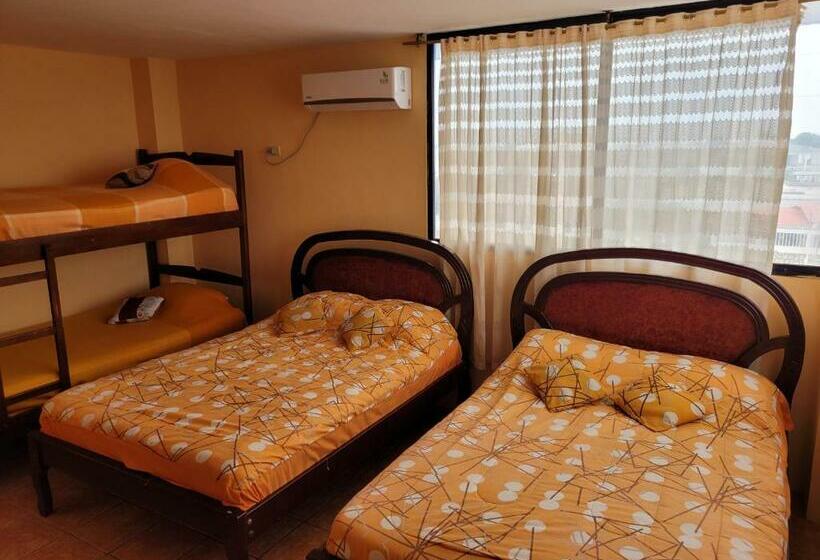 패밀리 룸, Hostal Haziel