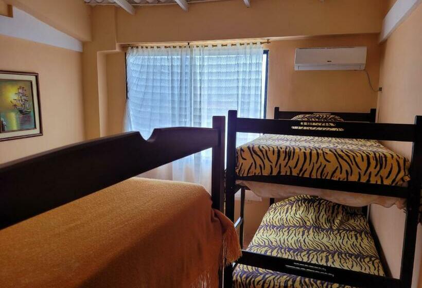 패밀리 룸, Hostal Haziel