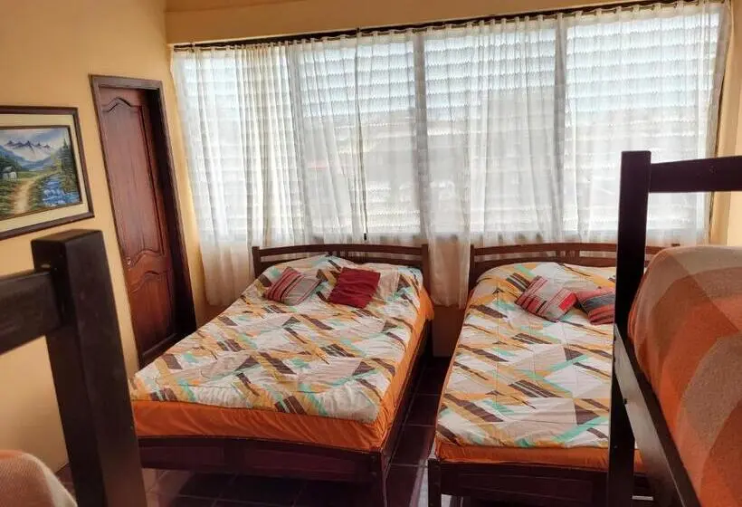 اتاق سوپریور خانوادگی, Hostal Haziel